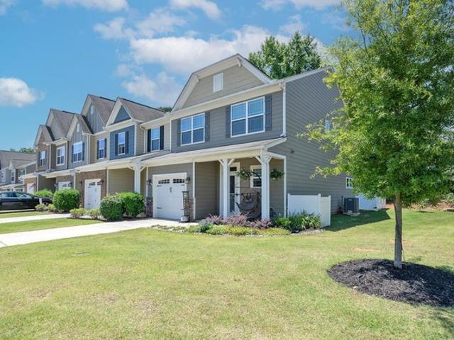Townhouse for sale in Simpsonville, South Carolina