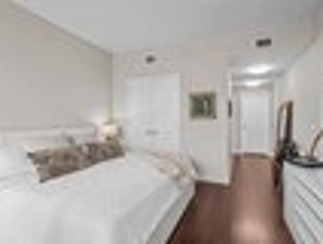 Condo for sale in Hudson, New Jersey