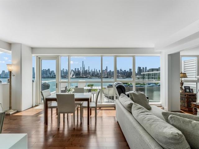 Condo for sale in Hudson, New Jersey