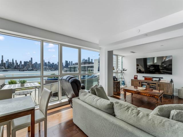 Condo for sale in Hudson, New Jersey