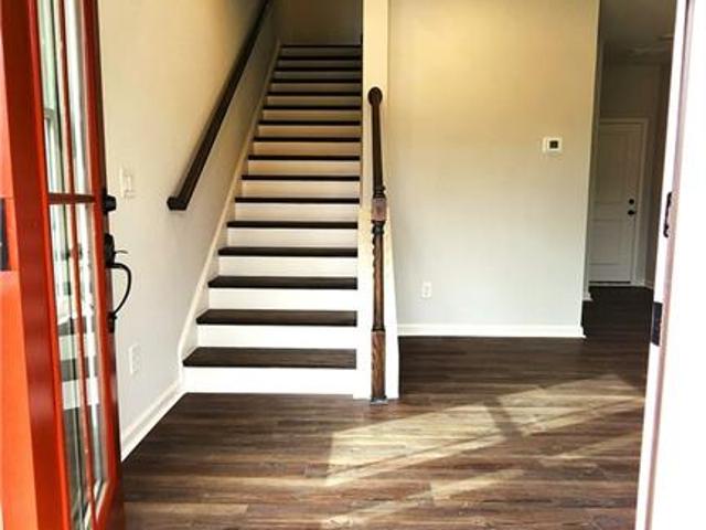 Townhouse for sale in Acworth, Georgia