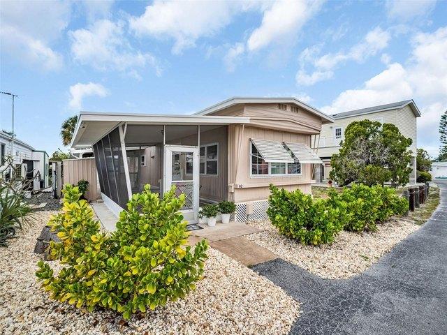 House for sale in Tarpon Springs, Florida