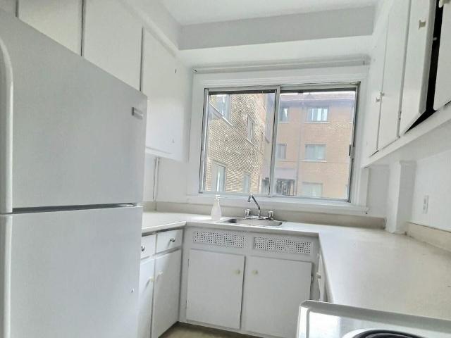 Apartment for rent in Dorval, Quebec