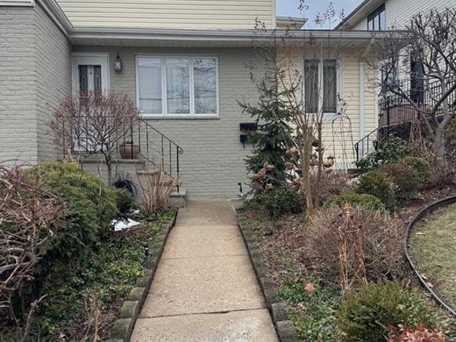 House for sale in Ridgefield, New Jersey