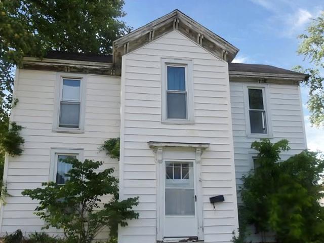 House for sale in Pana, Illinois