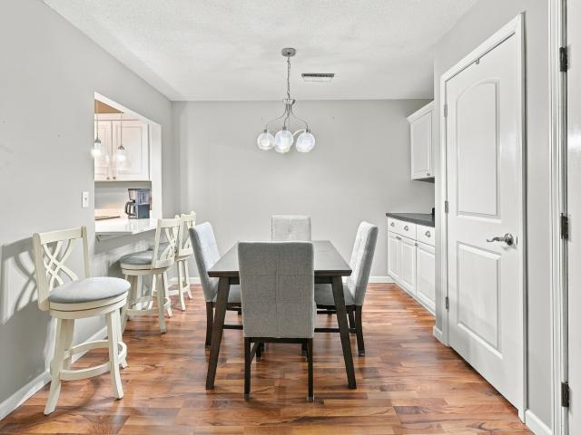 Condo for sale in Eldridge, Scott County