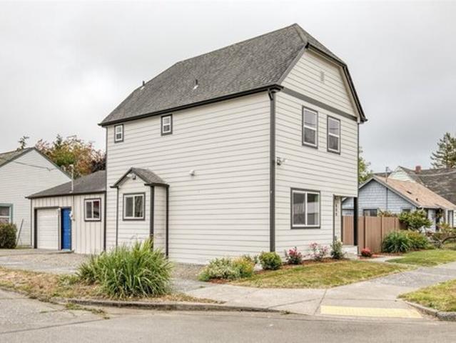 House for sale in Aberdeen, Washington