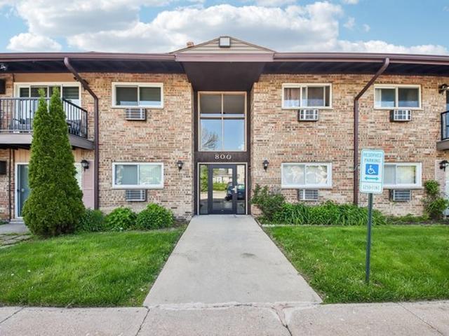Condo for sale in Prospect Heights, Illinois