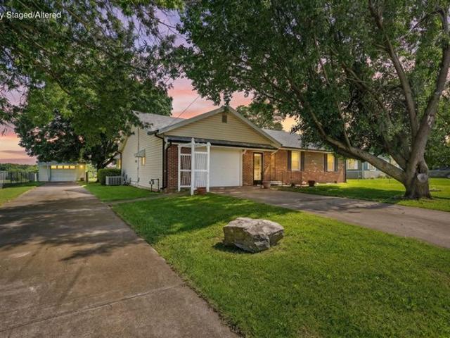 House for sale in Ash Grove, Missouri