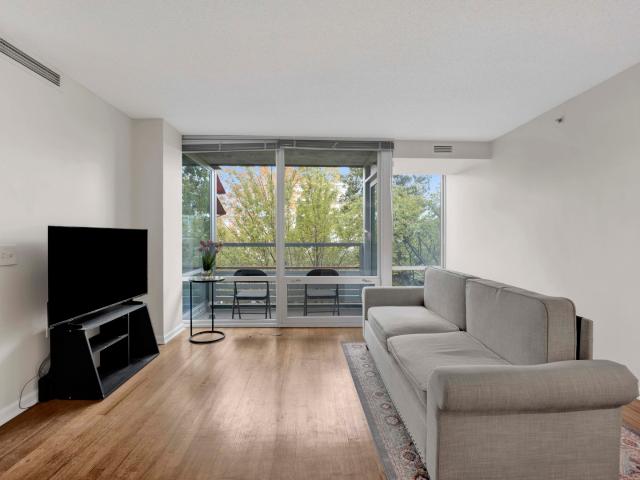 Condo for sale in Downtown, Evanston
