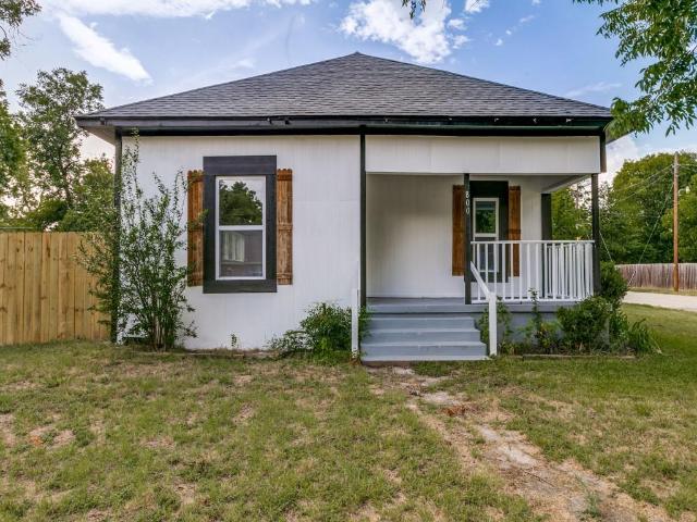 House for sale in Johnson, Texas