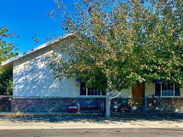 House for sale in Taft, California