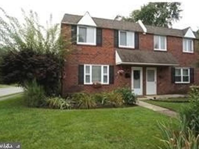 Townhouse for sale in Delco, Pennsylvania