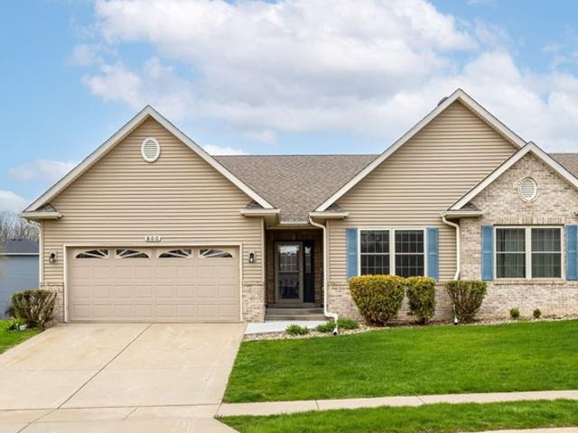 House for sale in Le Claire, Iowa