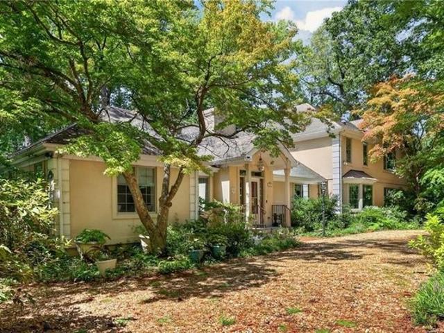 House for sale in Linkhorn Park, Virginia Beach