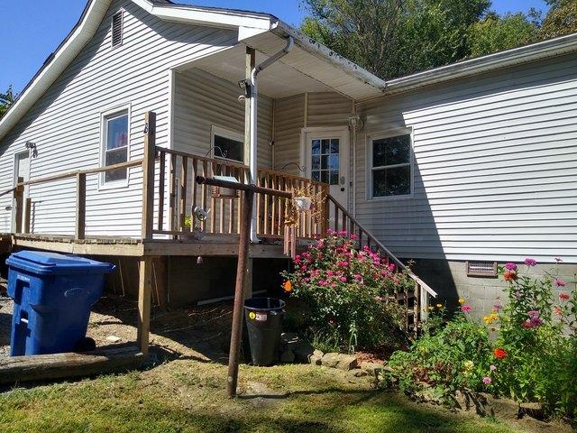 House for sale in Grantsburg, Illinois