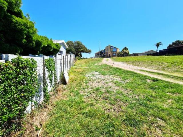 Land for sale in Cape St Francis, Eastern Cape
