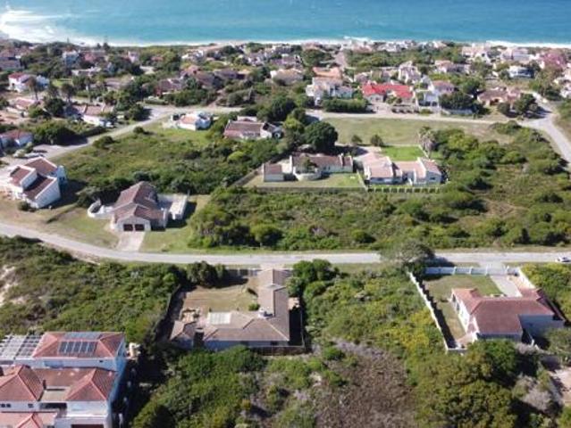 Land for sale in Cape St Francis, Eastern Cape