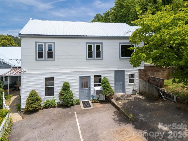 House for sale in Bryson City, North Carolina