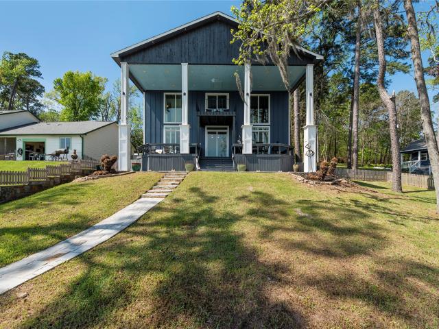 House for sale in Oakhurst, Texas