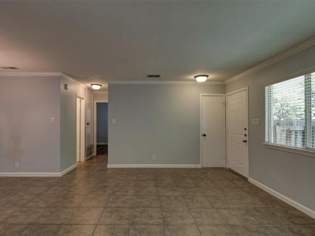 Duplex for rent in Leander