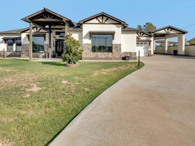 House for sale in Socorro, Texas
