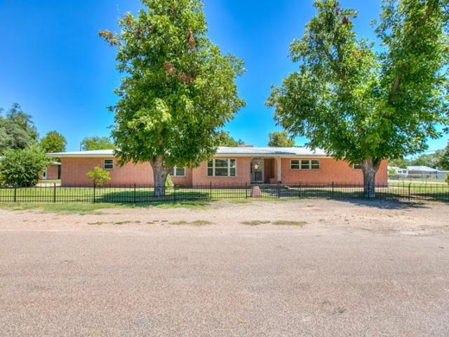 House for sale in Miles, Texas