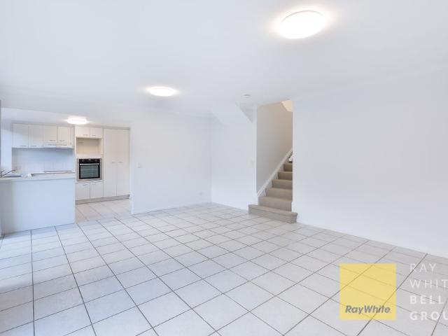 Townhouse for rent in Fernbrook, Queensland