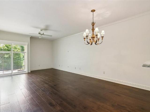 Condo for sale in Metairie, Louisiana