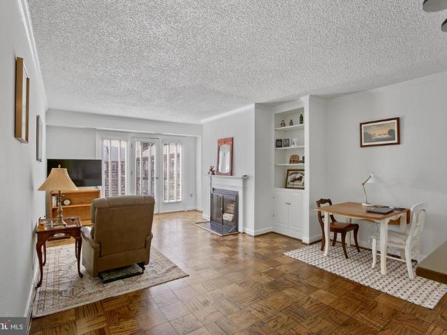 Condo for sale in Alexandria