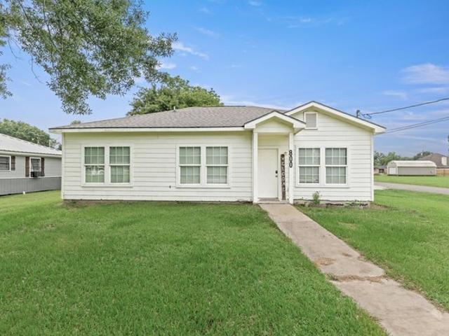 House for sale in Bridge City, Texas