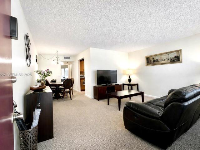 Condo for sale in Pembroke Pines, Florida