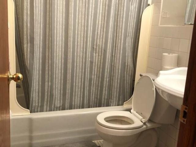 Apartment for rent in Hennepin, Minnesota
