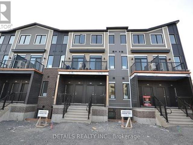 Townhouse for rent in Chapel Hill South, Ottawa