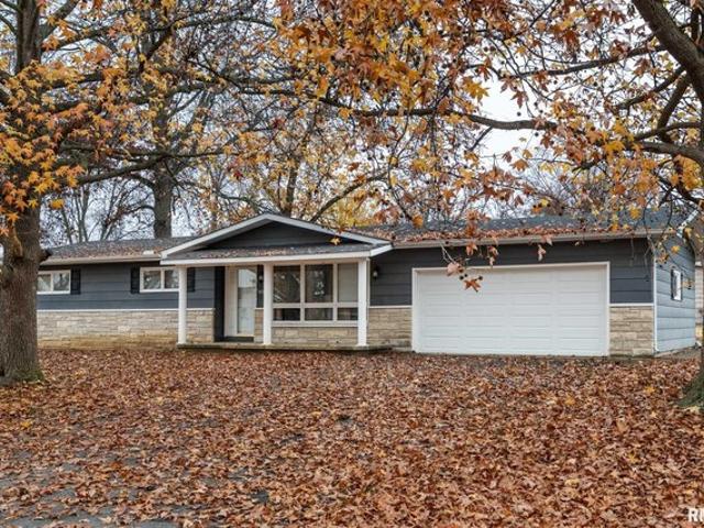 House for sale in Johnston City, Illinois