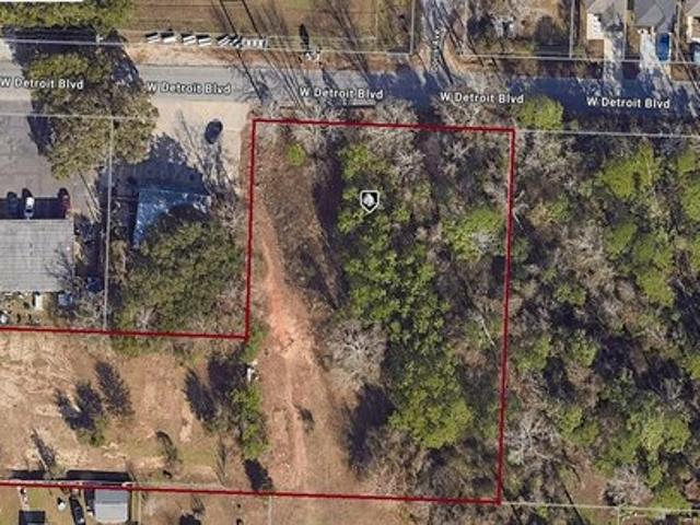 Land for sale in Pensacola, Florida
