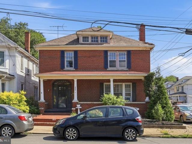 House for sale in Falling Waters, West Virginia