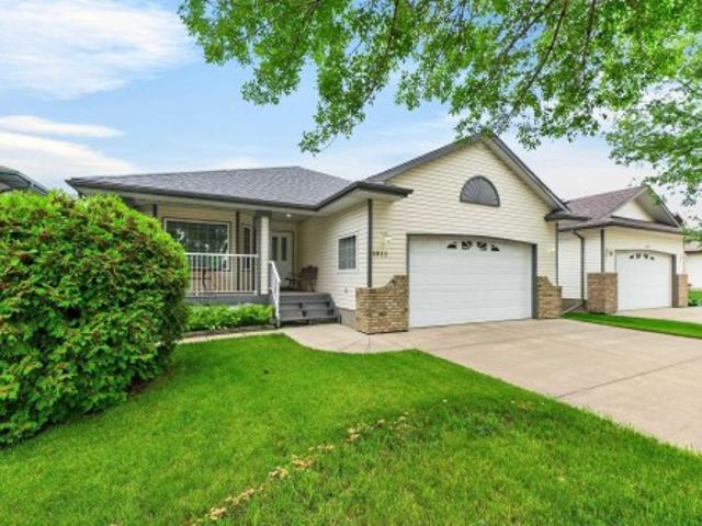 House for sale in Wedgewood, Alberta