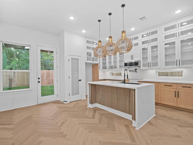 House for sale in Brookhaven, Houston