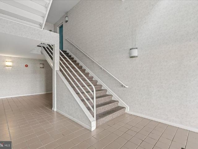 Condo for sale in McDonogh Township, Garrison