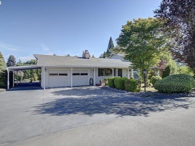 House for sale in Oregonia