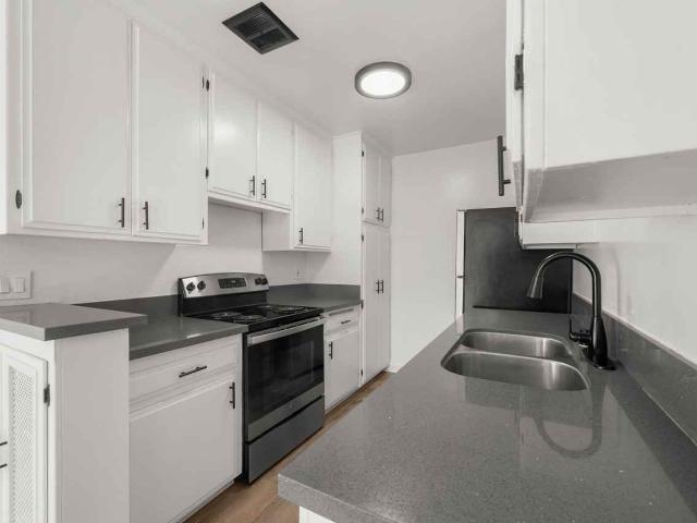 Apartment for rent in West Hollywood, California