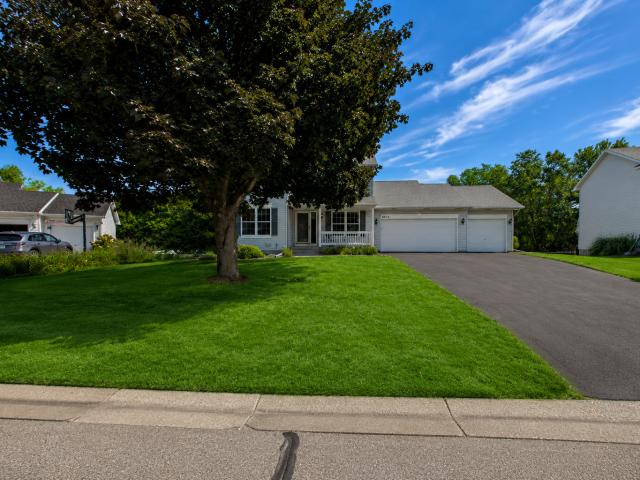 House for sale in Homestead Hills, Woodbury