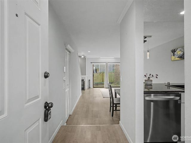 Townhouse for sale in Kenmore, Washington