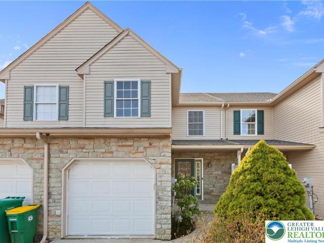 Townhouse for sale in Lehigh, Pennsylvania