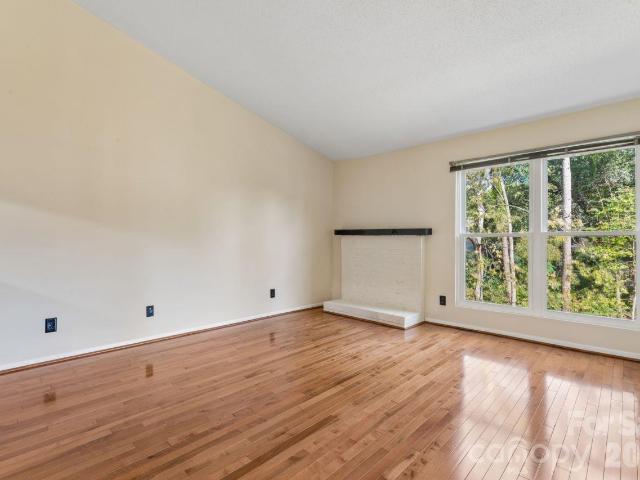 Condo for sale in Fox Ridge, Charlotte