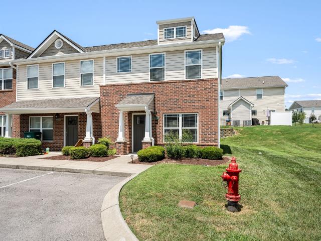 Townhouse for sale in Spring Hill