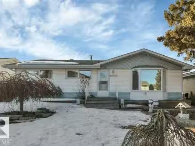 House for sale in Wedgewood, Alberta