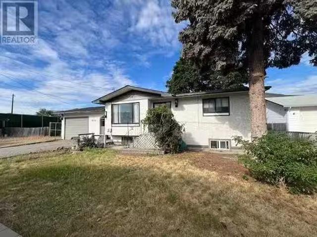 House for sale in Osoyoos