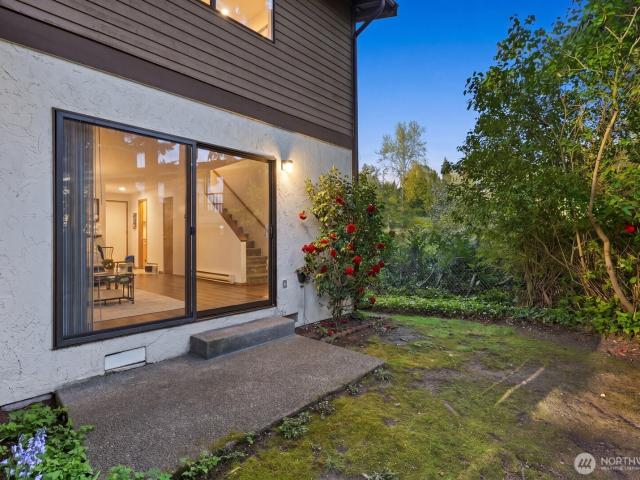 Condo for sale in Kenmore, Washington